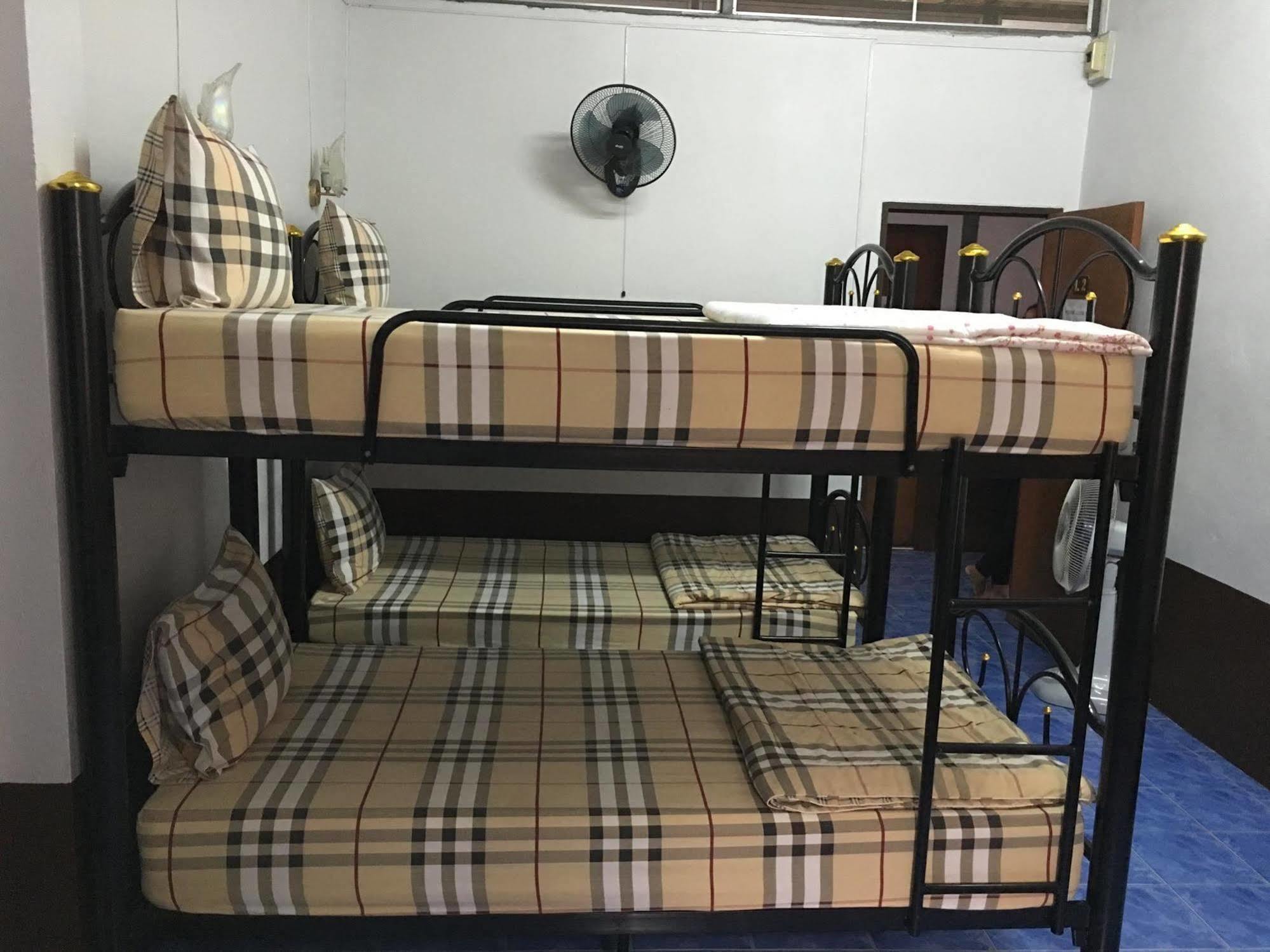Greentea Guesthouse Krabi town Eksteriør bilde